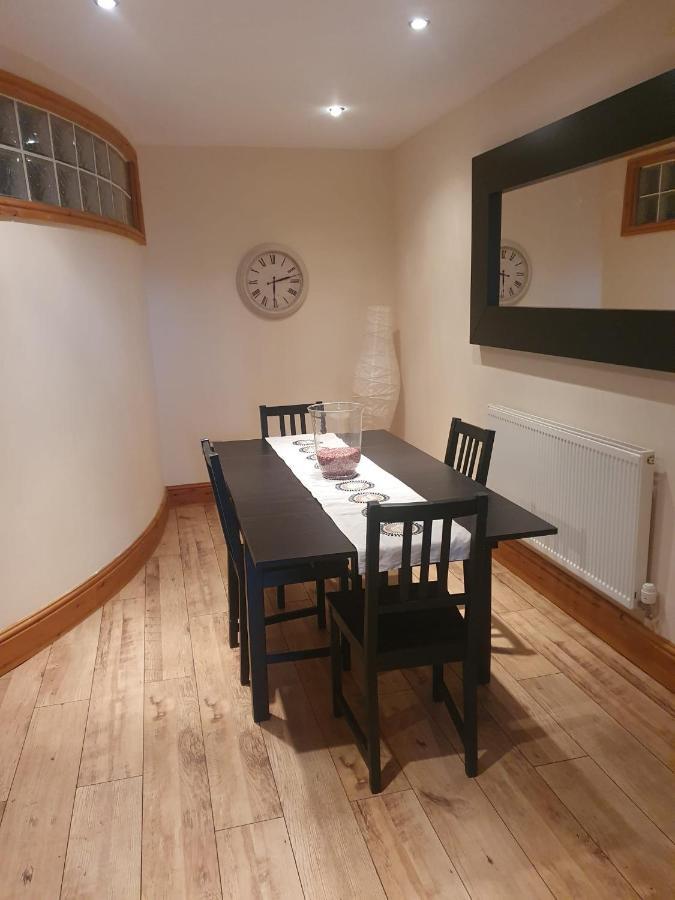 Spacious 2 Bed Appartment Next To Bae With Spa Bath Барроу-ин-Фернесс Экстерьер фото